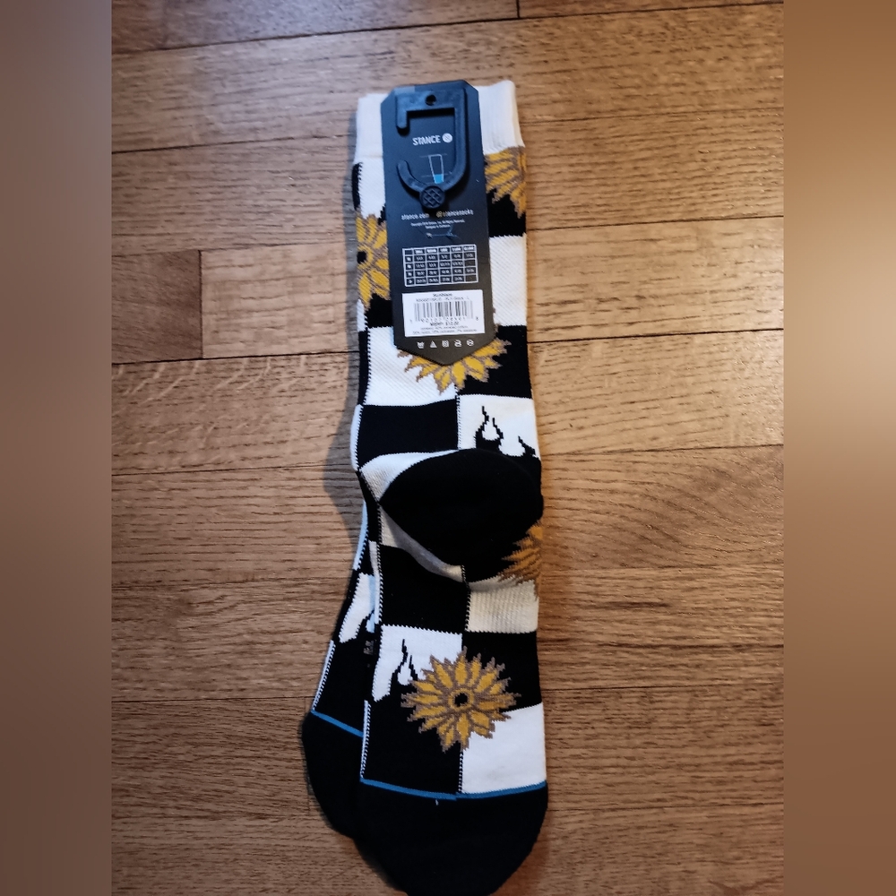 NWT NEW Stance checkered Crew Socks